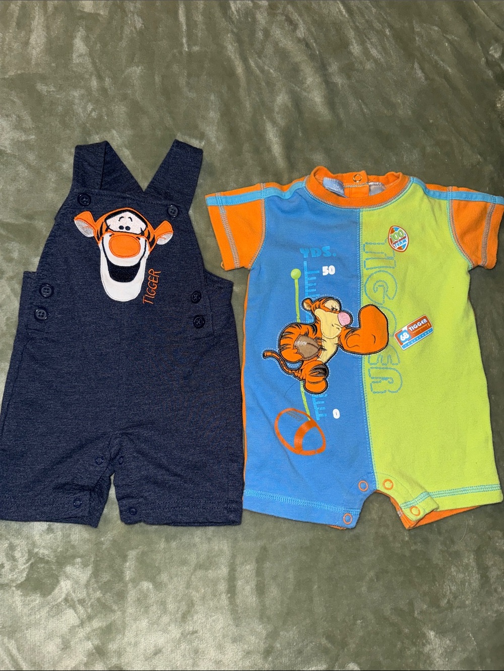 3-6m VTG Disney Tigger Baby Romper Set - Navy, Blue & Lime Green Winnie Pooh
